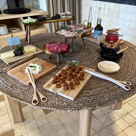 Hotel Serawa Морайра Екстериор снимка